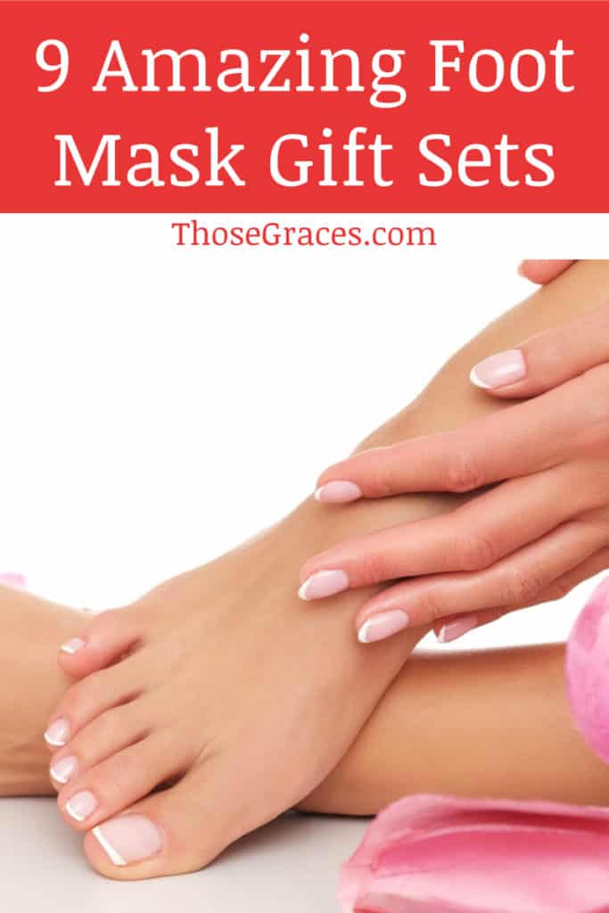 While everyone is inside, the best beauty gift ideas may just be these amazing foot mask gift sets that let you care for your tootsies at home! Check them out!