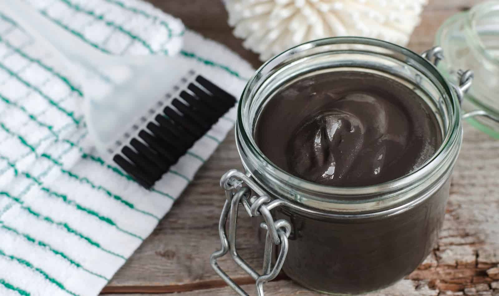 6 Amazing Rhassoul Clay Hair Masks to Buy or DIY | ThoseGraces.com