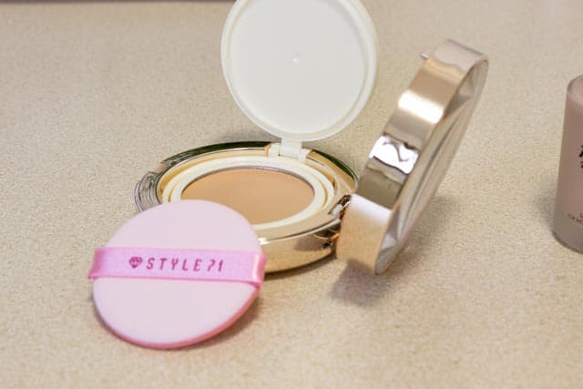 STYLE71 Korean Beauty Foundation Compact