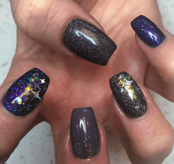 Galaxy nail design