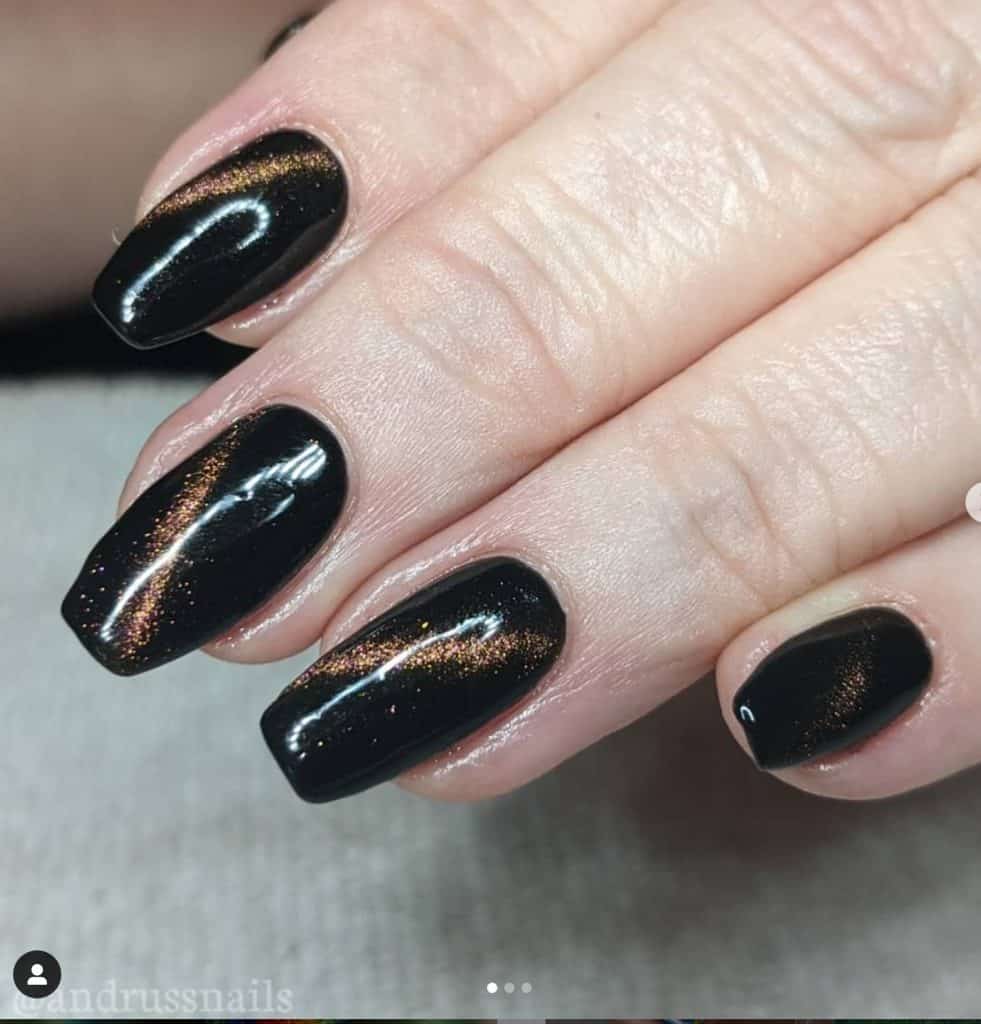 black and gold halloween nail designs