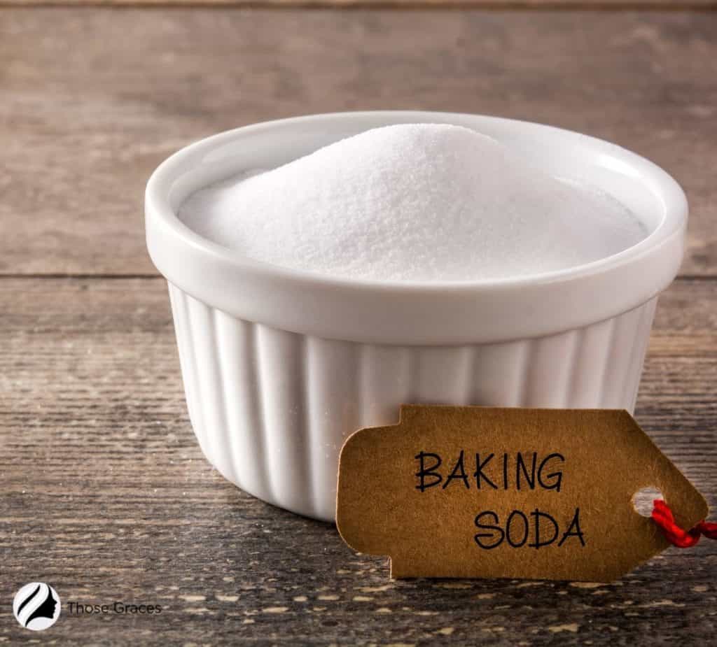 baking soda for diy microdermabrasion