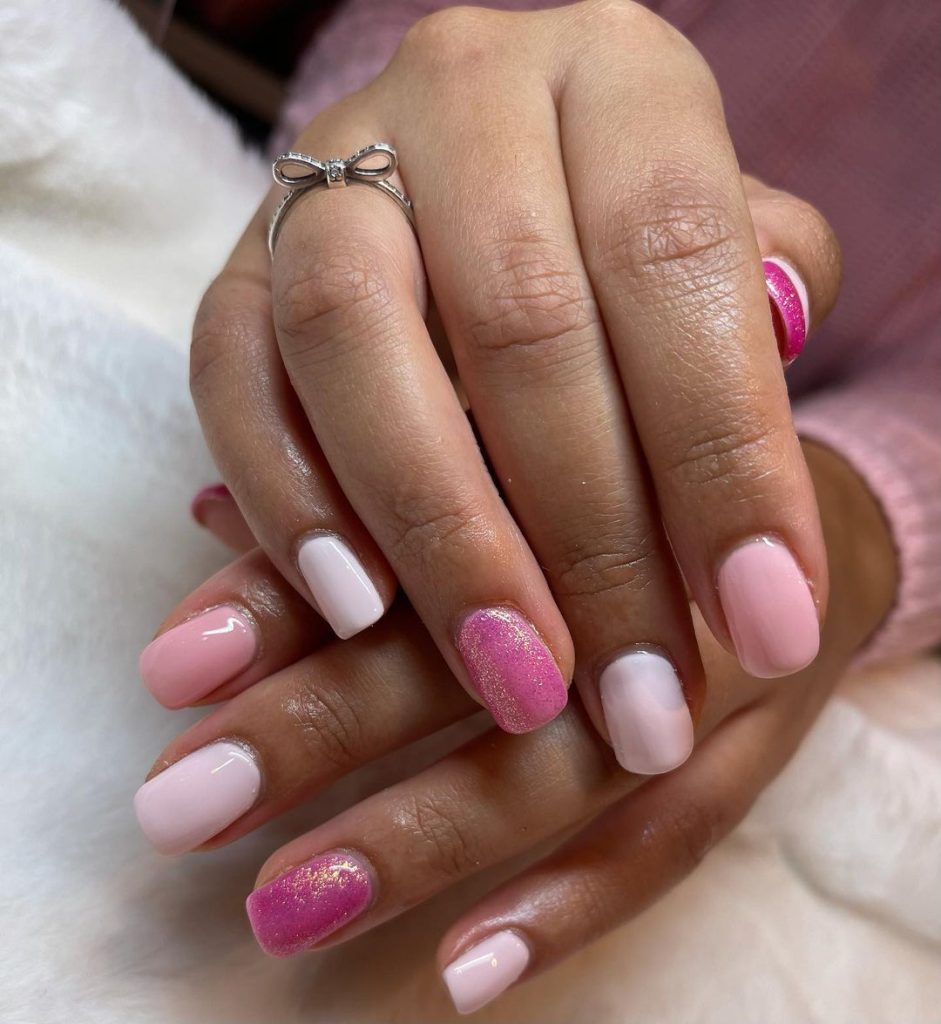 short light pink gel nails