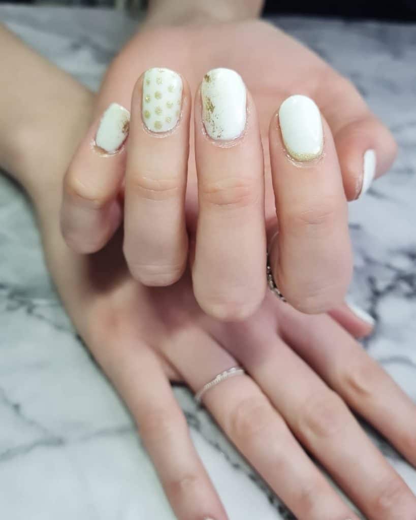 White and Gold Gel Nails