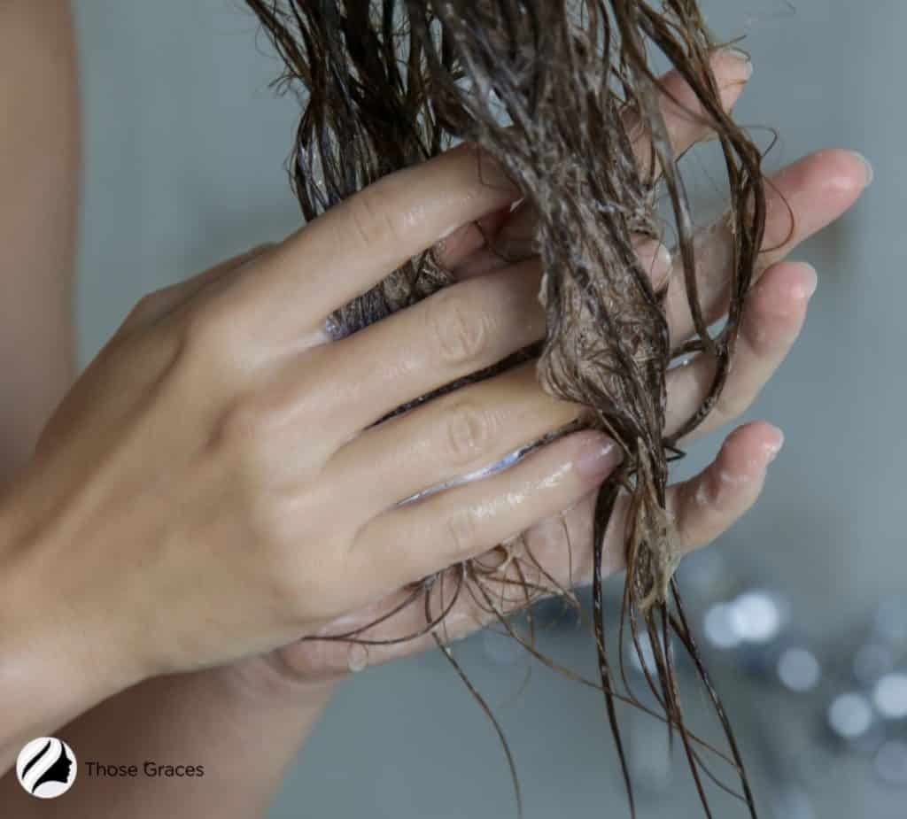 tangled hair while shampooing