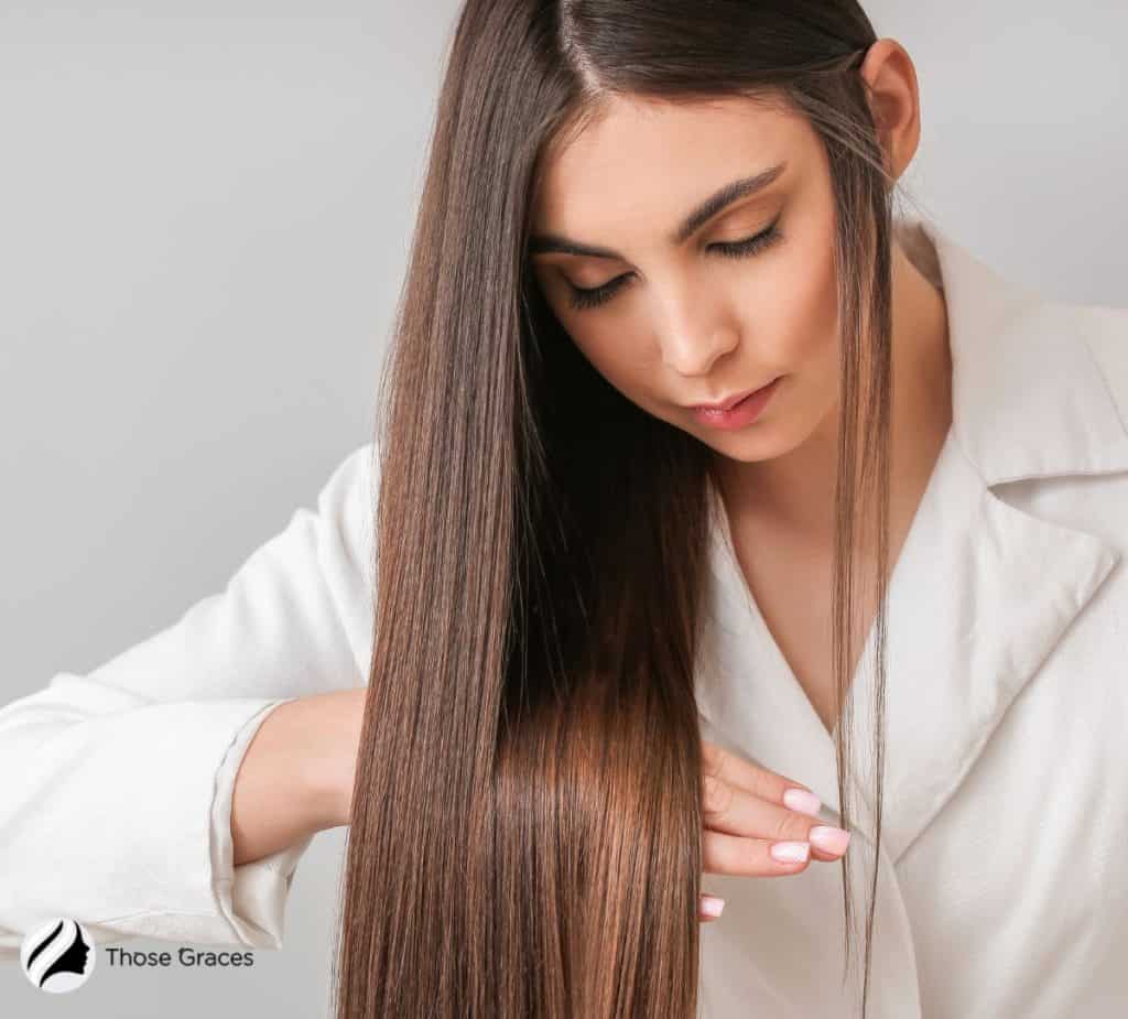 lady checking the hair strands